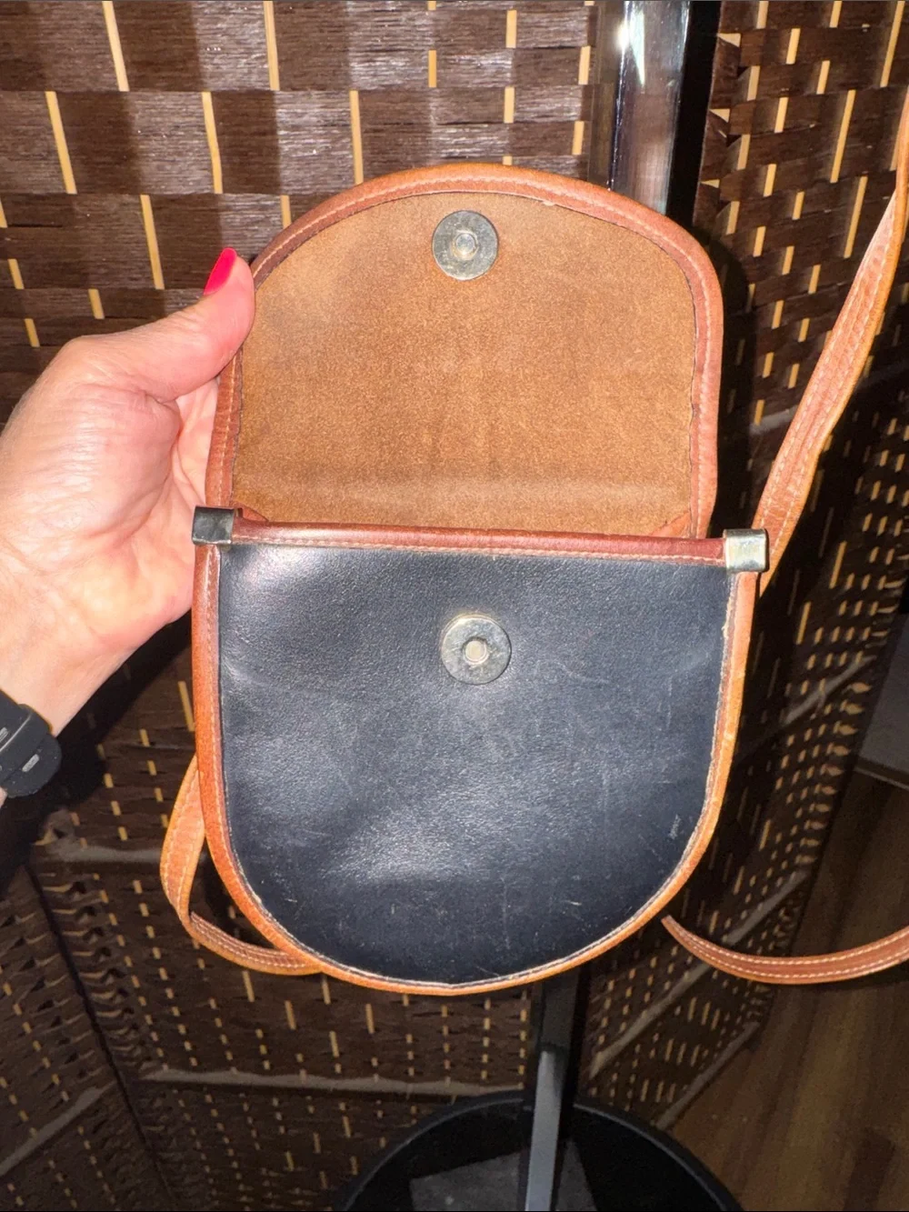 Black and Tan Leather Crossbody Bag - Classic Everyday Style